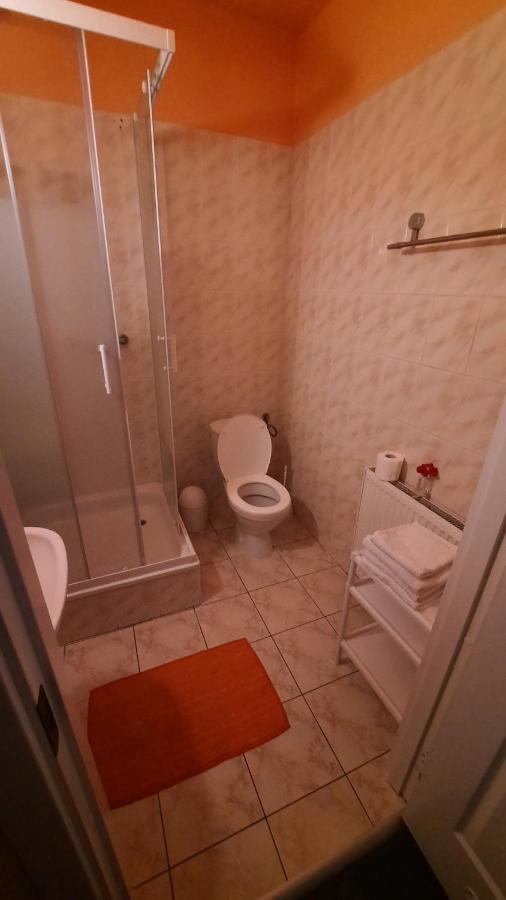 Hotelowe Pokoje J.Bukowiecka Tuszyn Luaran gambar